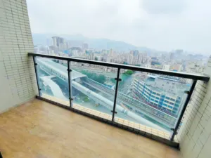 《谭头雅苑》华润拆迁房户户带阳台,采光极好,交通便利 5 105758qua11ixici11ajm3