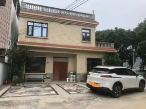 江北东区整栋别墅出售,建面300平方左右,带100多平花园,现在急用钱188万 4 140354nc6ijtvgsj9a229t
