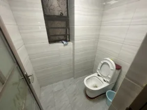 【中泰国际】统建楼小区精装136平3房2厅2卫急售155万 7 mmexport1778986671332